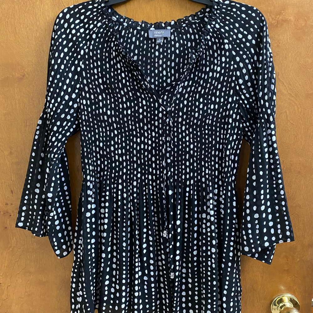 Ninety Clothing Co. Polkadot Blouse Size Small